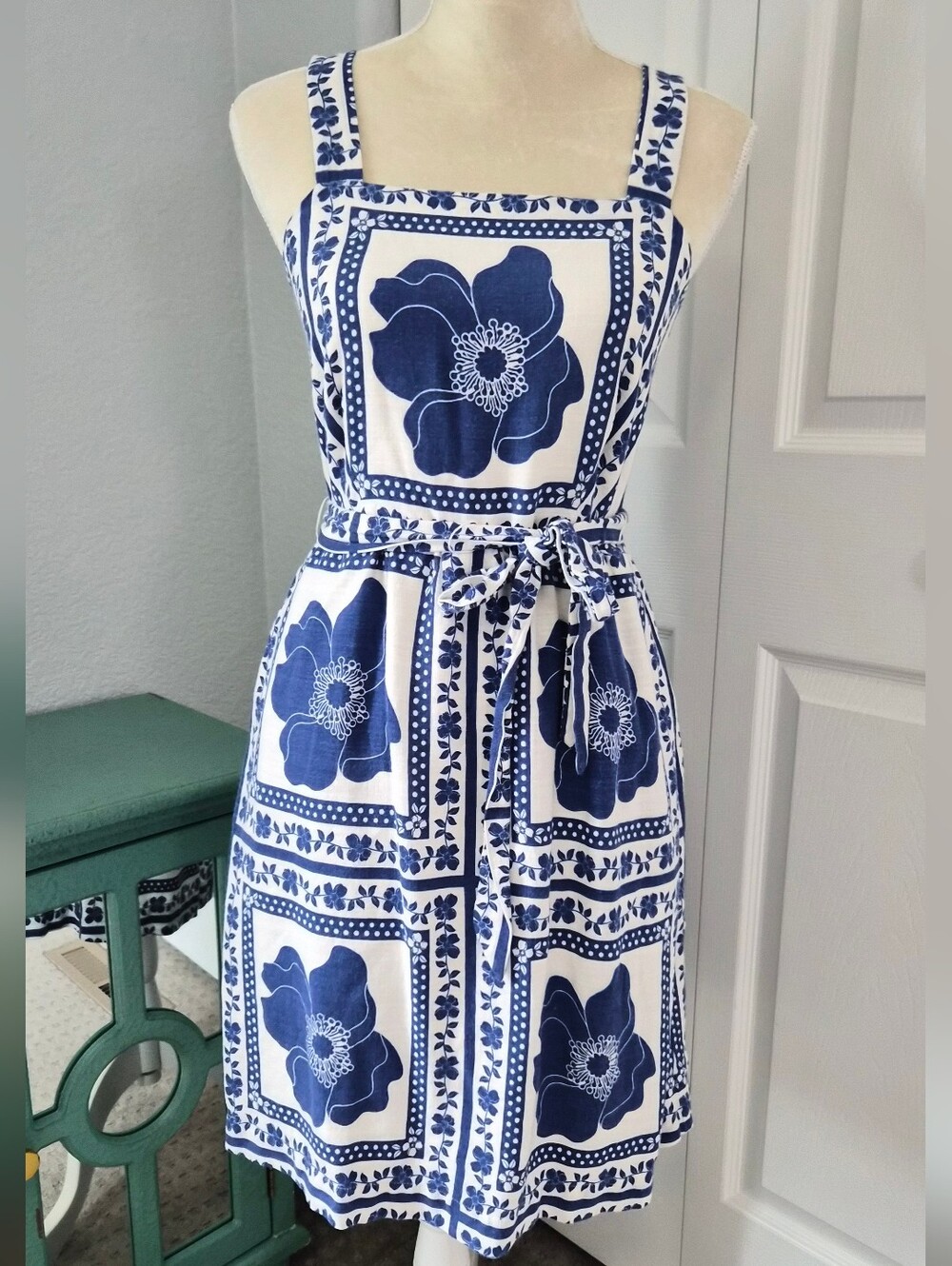 Draper James RSVP Blue White Floral Linen Blend Midi Dress Small